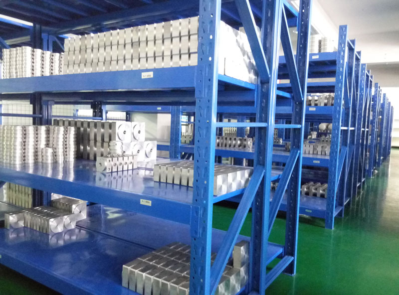 羞羞答答在线观看增壓缸物料倉庫間