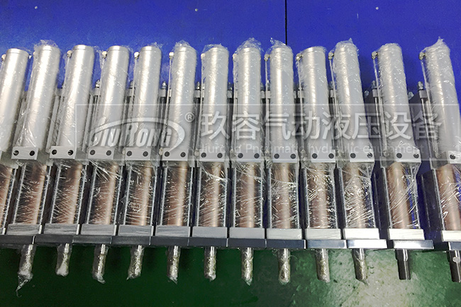 標準型羞羞漫画WWW成人漫画樱缸